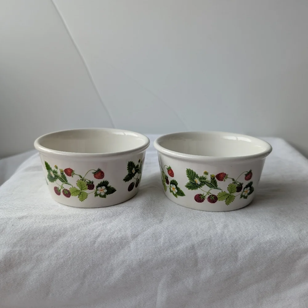 Vintage Portmeirion Summer Strawberries Ramekins Discontinued - 4
